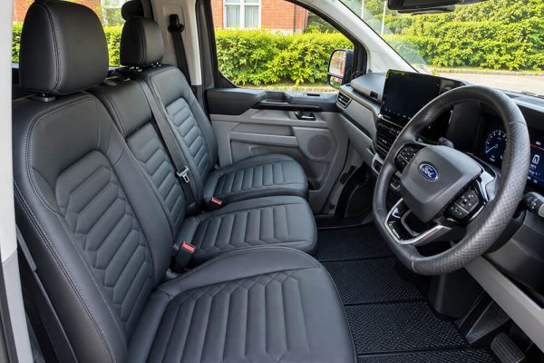 01.+Fleet-Interior-Front-Cabin-3-Seats-1000x1000